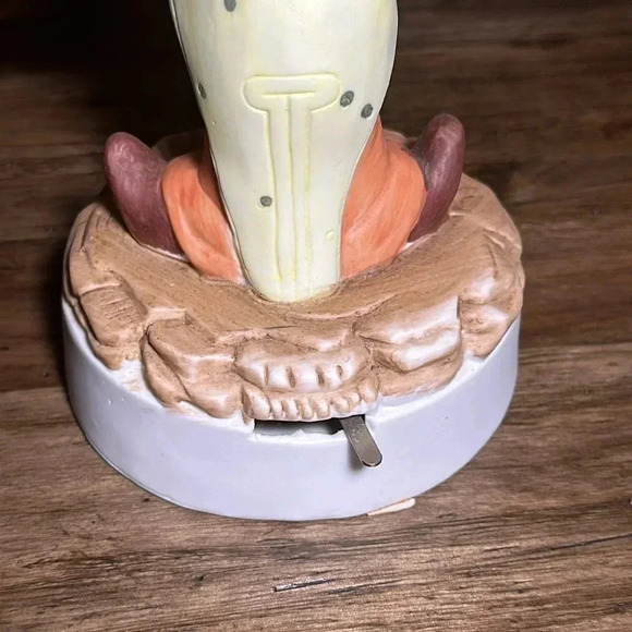 Vintage Music Box Clown Holding Accordion Ceramic Decor Home Accents - Picture 9 of 10